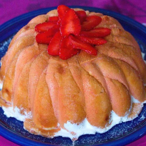 Charlotte aux fraises
