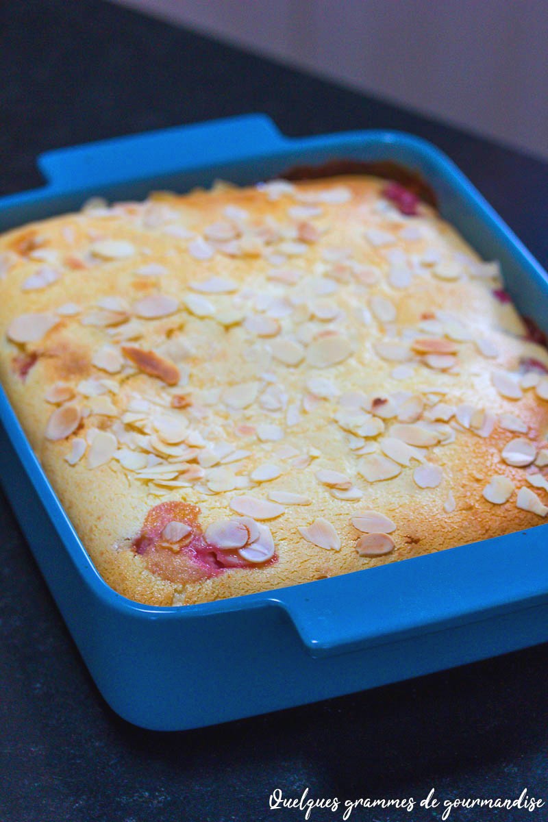 clafoutis aux prunes et aux amandes