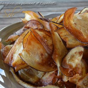 Chips-aubergine-sel-de-piment-dEspelette-Présentation