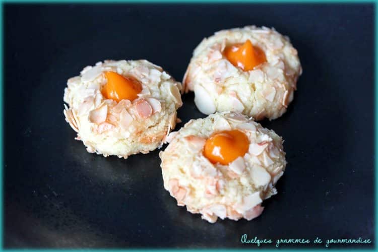 Thumbprint cookies à la crème d'abricot