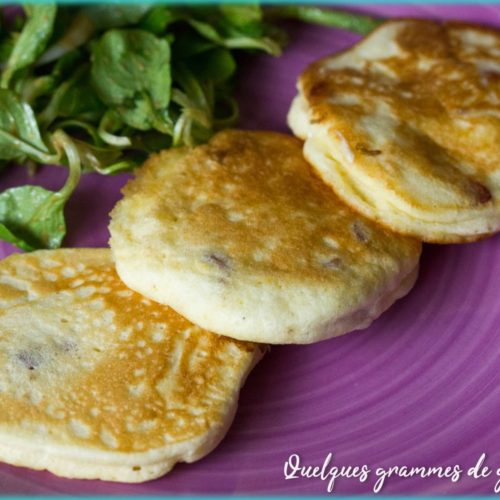 Recette de pancakes salés au fromage frais et aux lardons