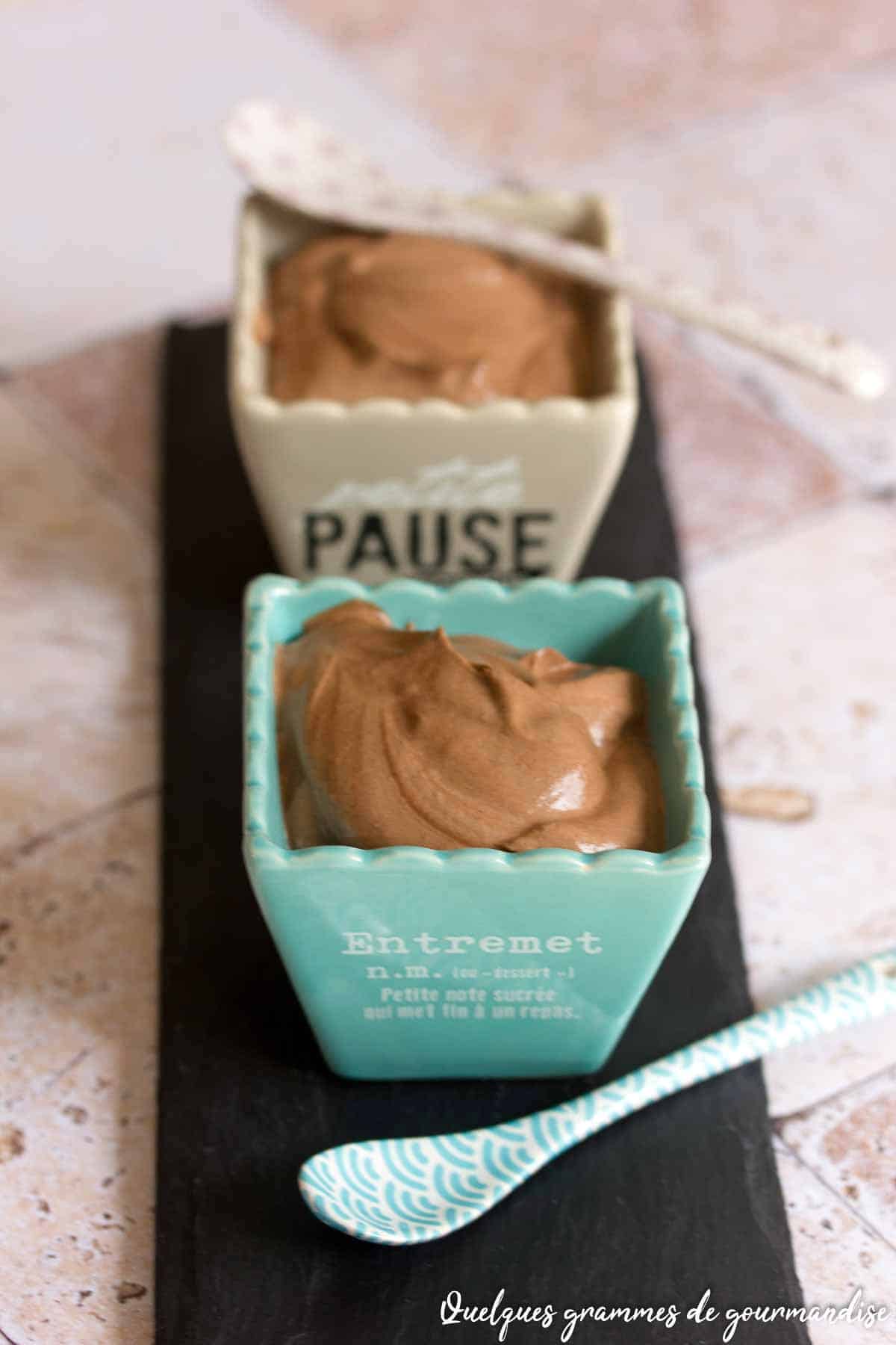 Mousse au chocolat sans oeuf (Lignac)