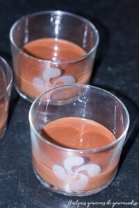 Mousse au rhum ananas et chocolat