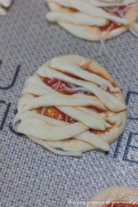 Mini pizza momie pour Halloween
