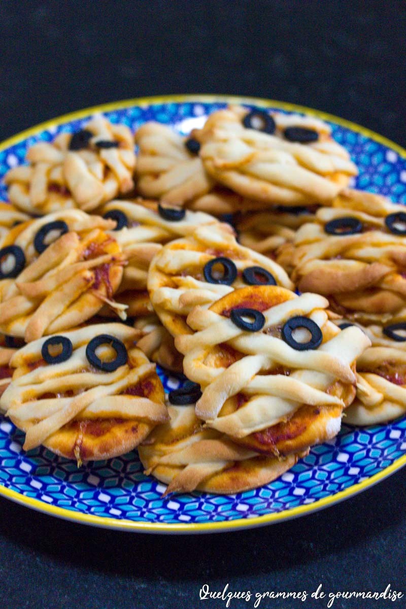 Mini pizzas momies pour Halloween
