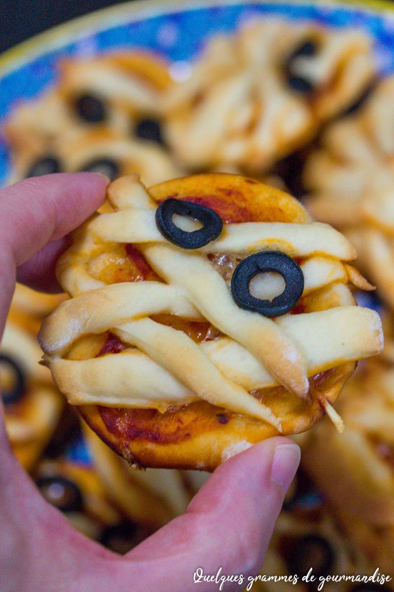 Mini pizzas momies pour Halloween